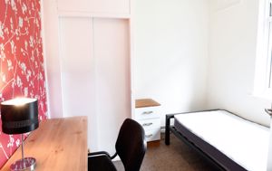 Photo 25- click for photo gallery